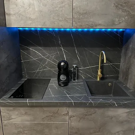 Apartment White Titanic Luxury Mamaia Navodari