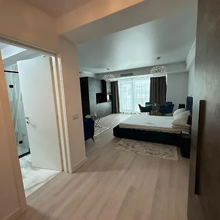 Apartment White Titanic Luxury Mamaia